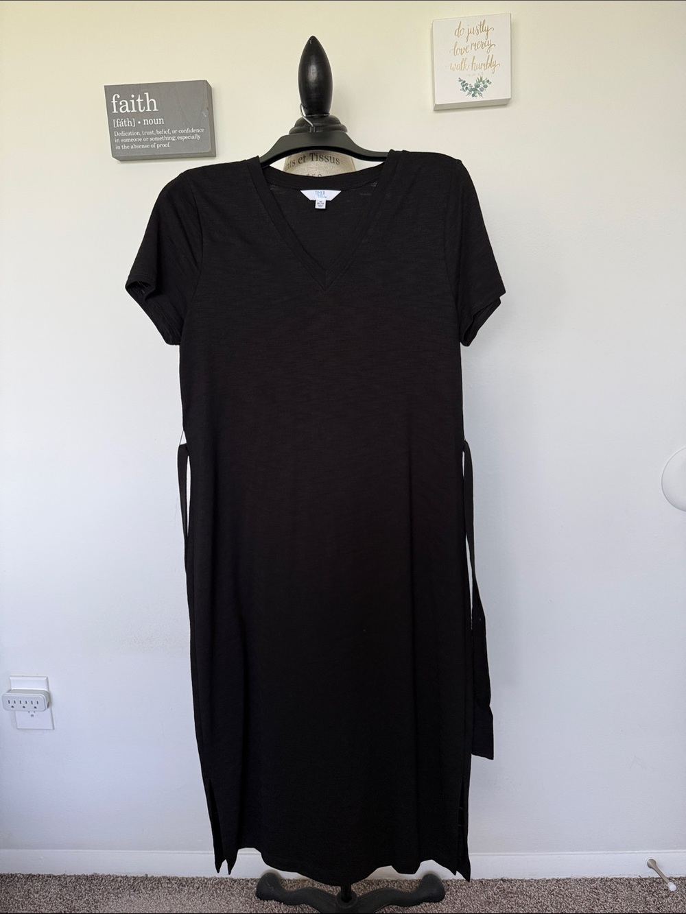 Time and Tru Black V-Neck Tie-Side Midi Dress
